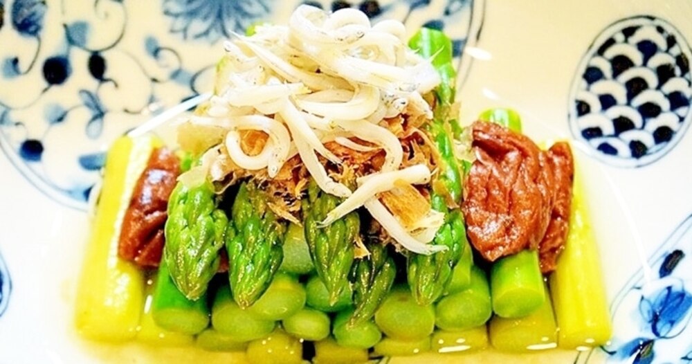 優秀レシピ(3)初夏に最適サッパリ味!アスパラの梅昆布茶浸し